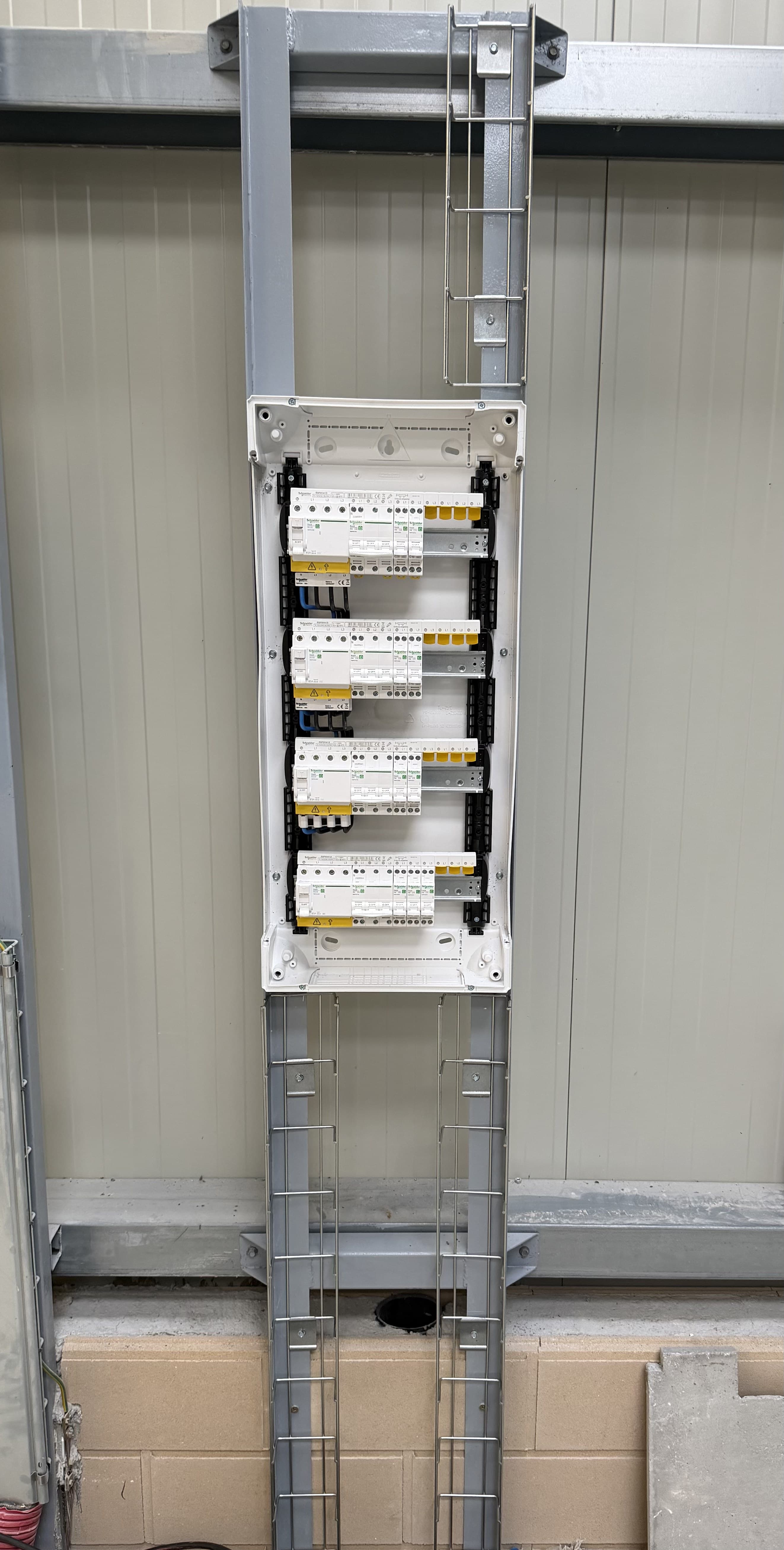 Tableau électrique modulaire installé en remplacement par CT elec